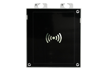 2N IP Verso Secured RFID card reader 13.56 MHz NFC ready